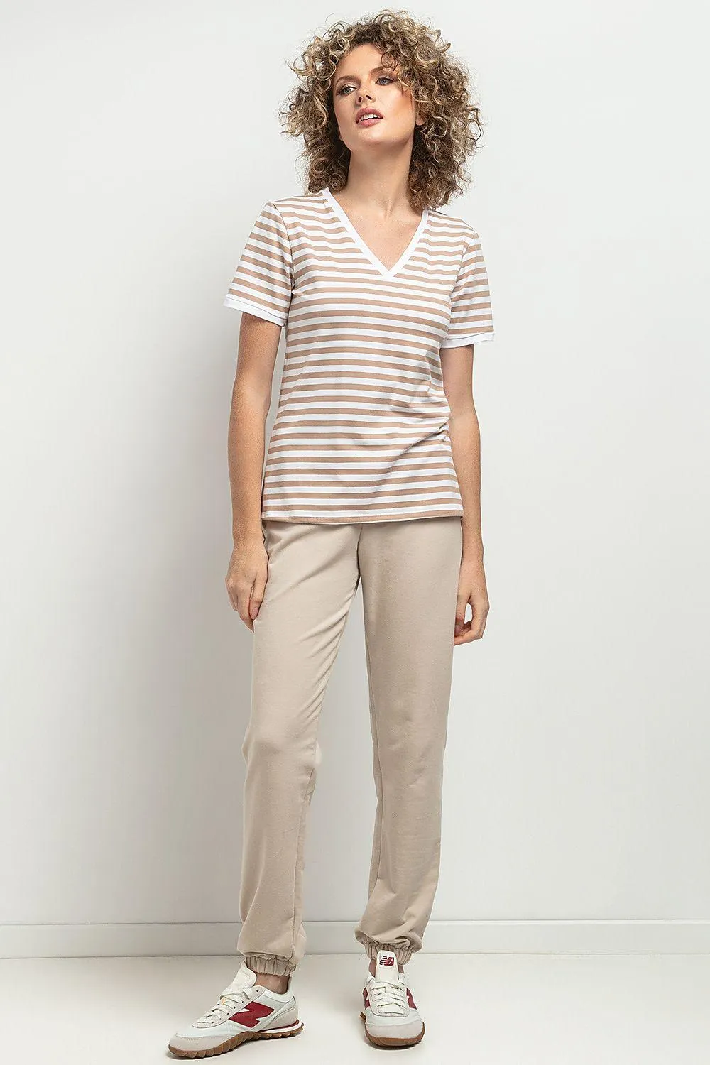 Chic Striped V-Neck Blouse with Stylish Pleats and Cuffed Sleeves