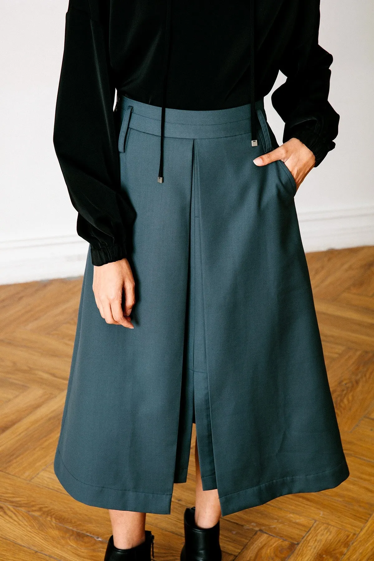 Lulu Midi Skirt